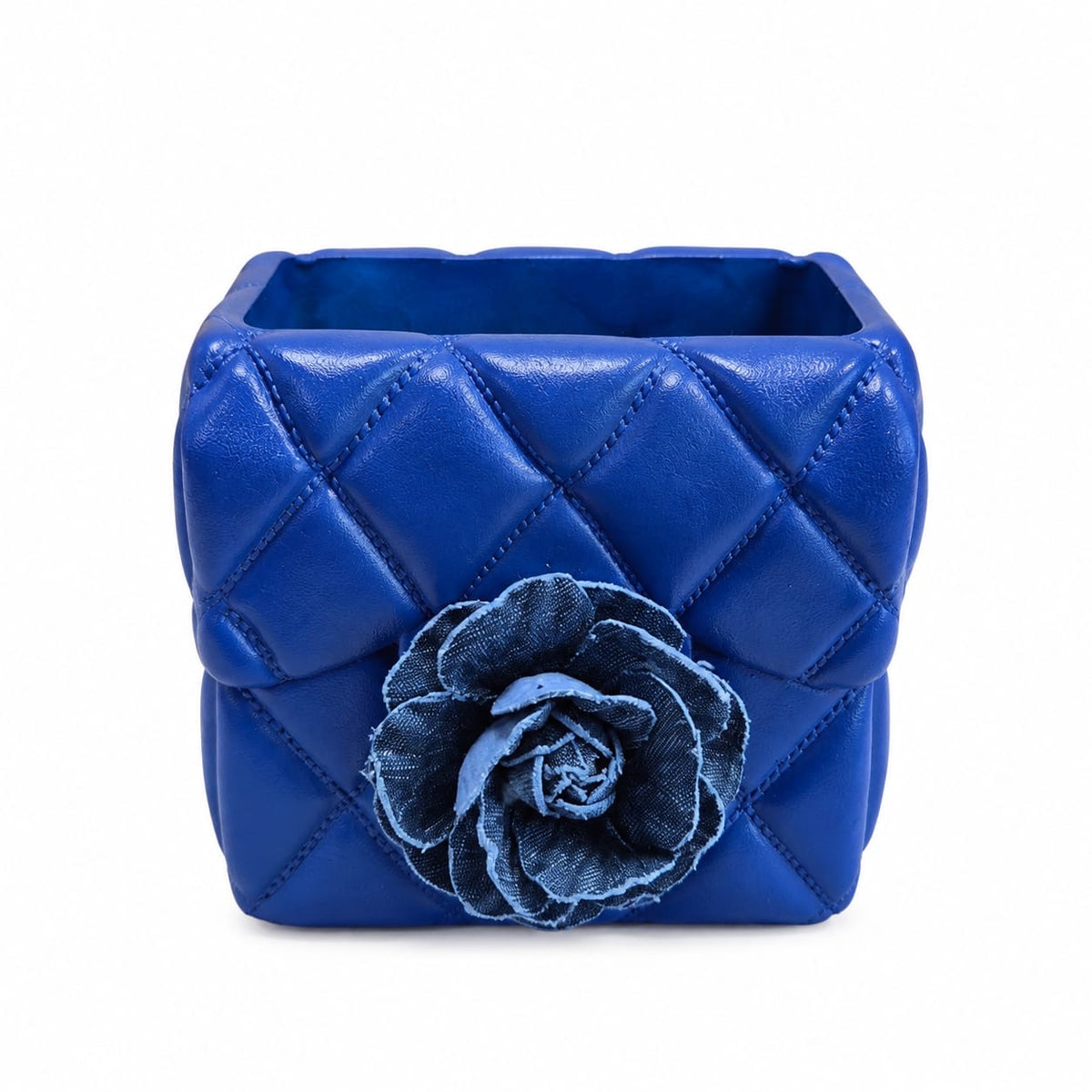 Matelassé Collection